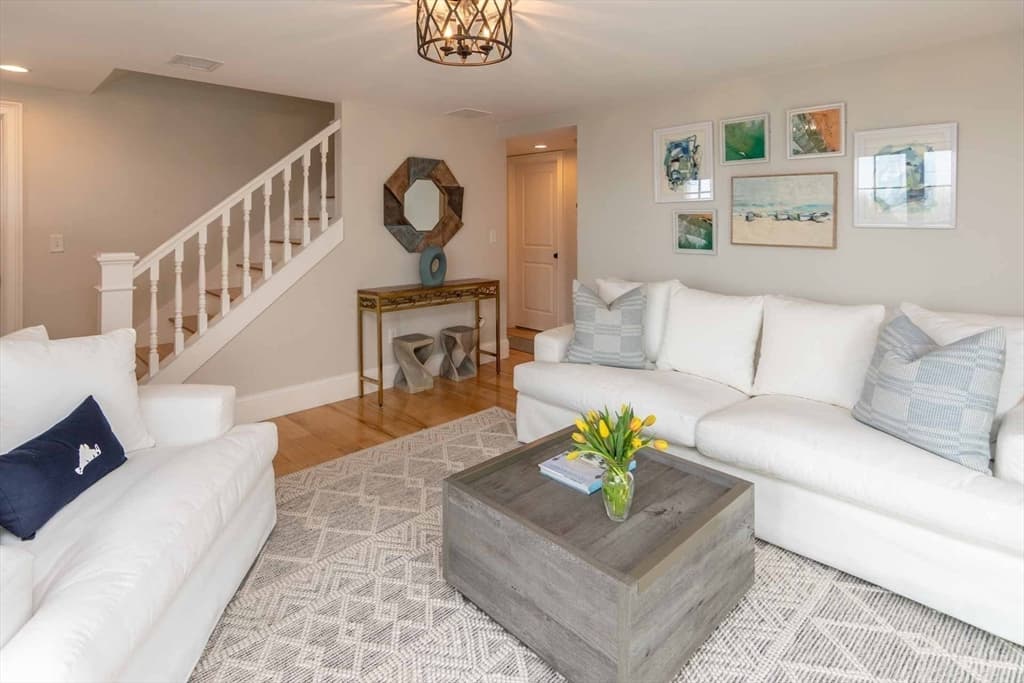 Single Family Residence at 28 Beach Rd, Oak Bluffs MA 02557, photo 19 of 40
