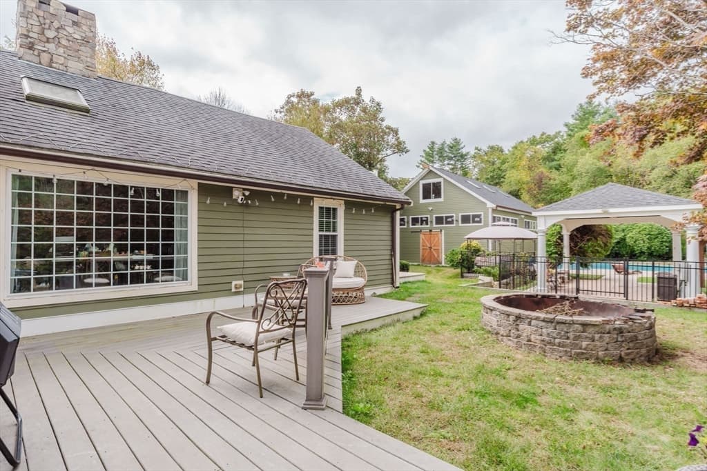 273 Center St, Hanover MA 02339 photo 23