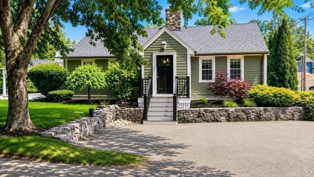 273 Center St, Hanover MA 02339 photo 42
