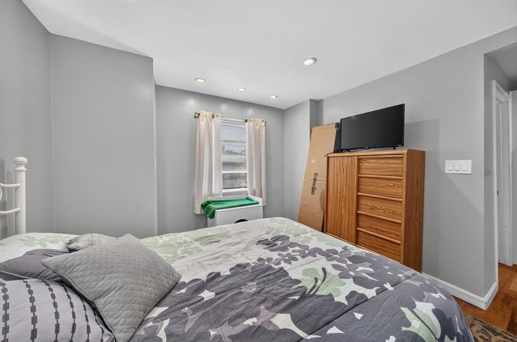 60 Harriett Ave, Burlington MA 01803 photo 26