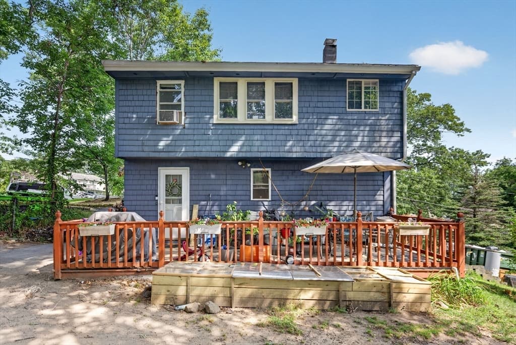 60 Harriett Ave, Burlington MA 01803 photo 4
