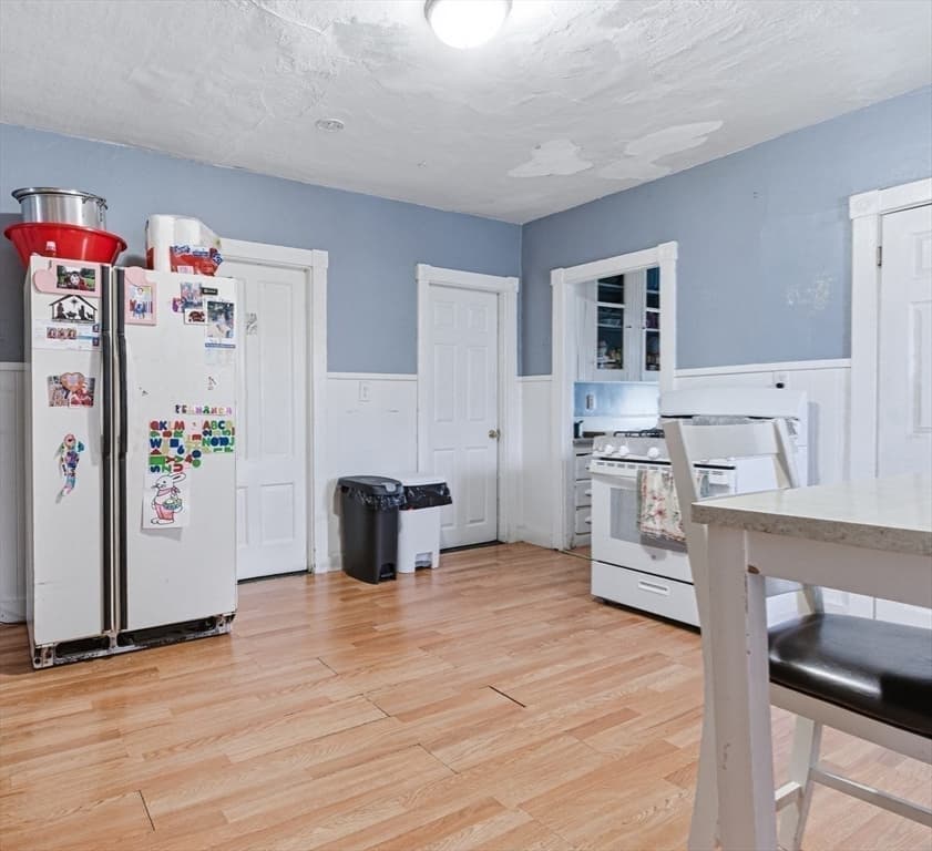 143 Division St, New Bedford MA 02744 photo 16