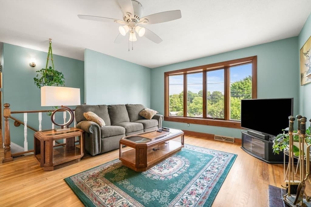 104 Spring View Drive, Lynn MA 01904 photo 4