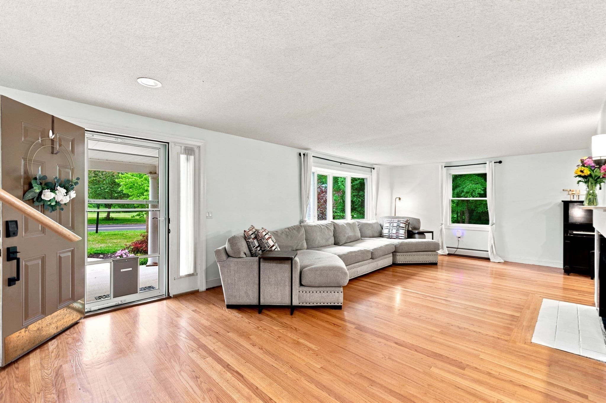 Single Family Residence at 73 Glendale Rd, Hampden MA 01036, Hampden, photo 5 of 42