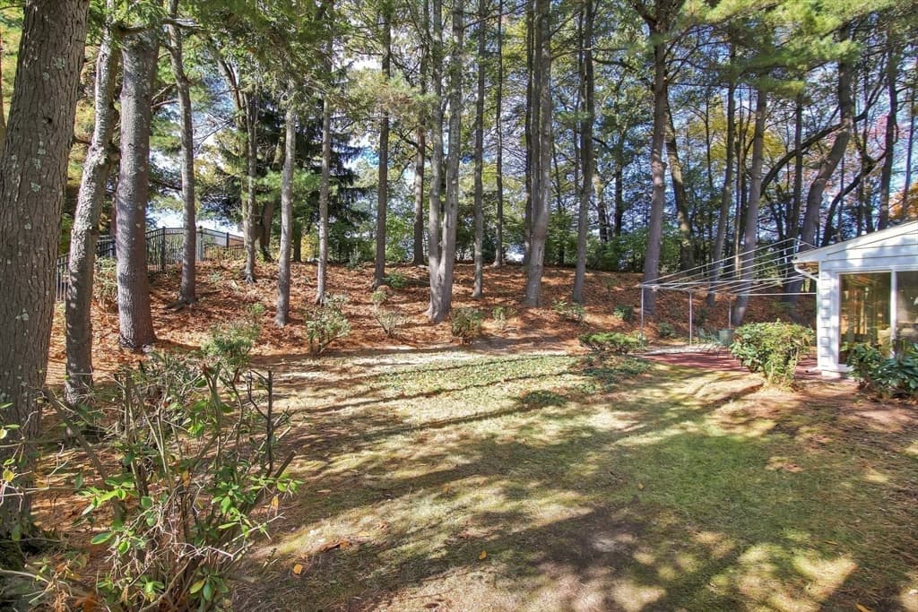 208 Tanglewood Dr, Longmeadow MA 01106 photo 39