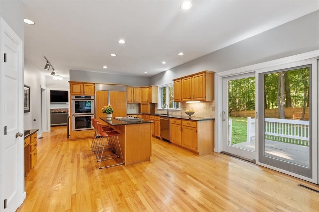10 Wingate Ln, Acton MA 01720 photo 4