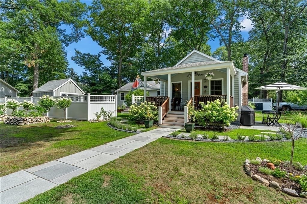 51 Edgar Rd, Scituate MA 02066