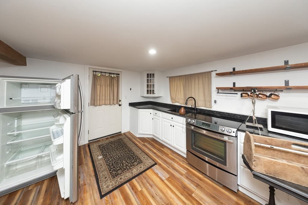 92 Brook St, Hudson MA 01749 photo 24