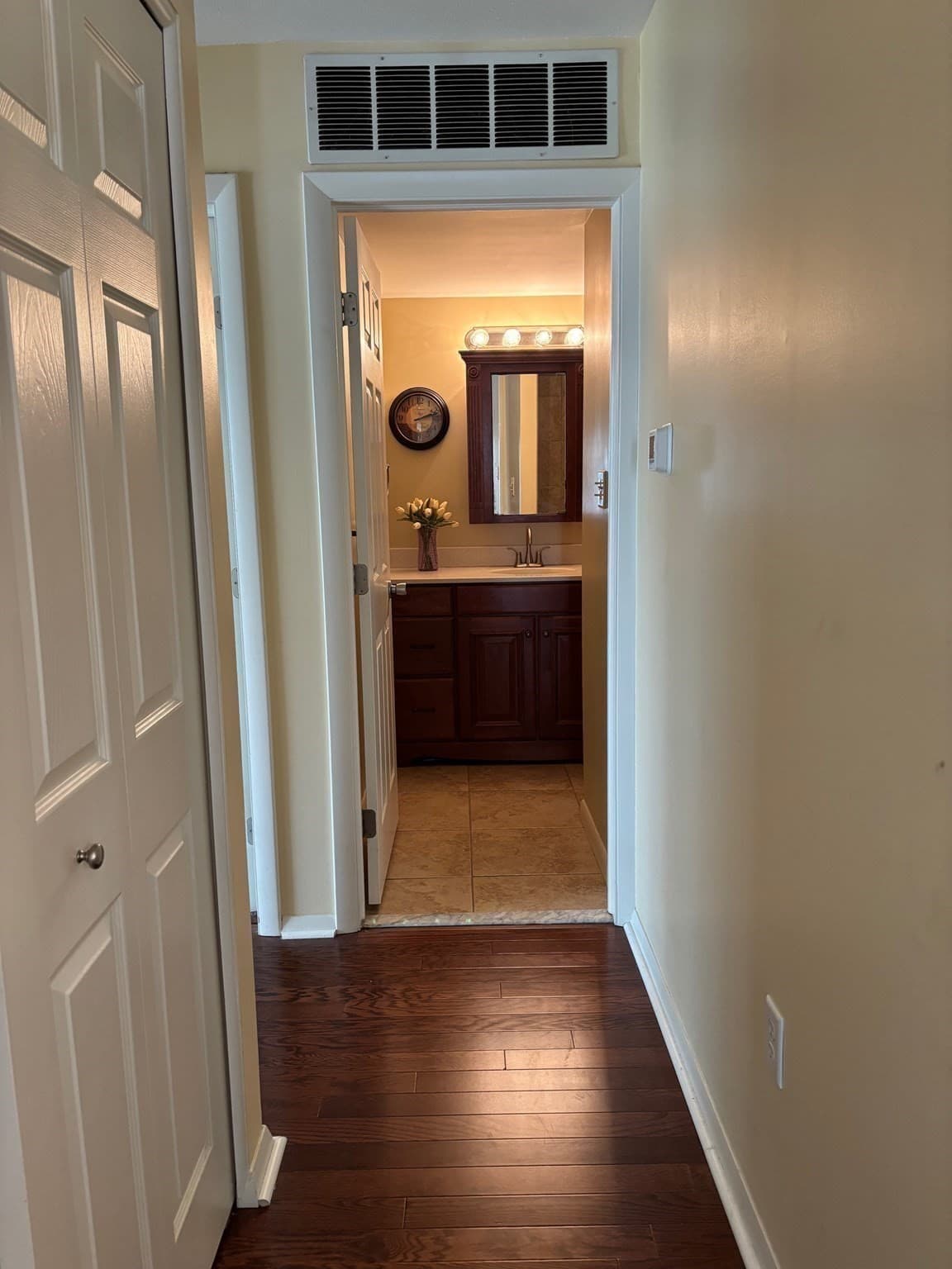 Condominium at 220 Nassau Drive # 220, Springfield MA 01129, Springfield, photo 17 of 25