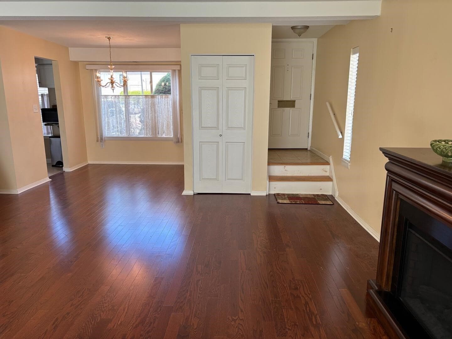 Condominium at 220 Nassau Drive # 220, Springfield MA 01129, Springfield, photo 4 of 25