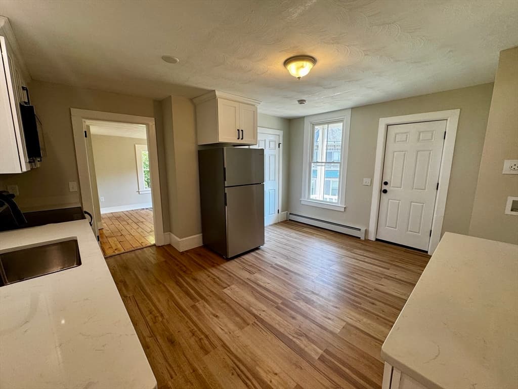 37 Oakes Ave, Southbridge MA 01550 photo 17