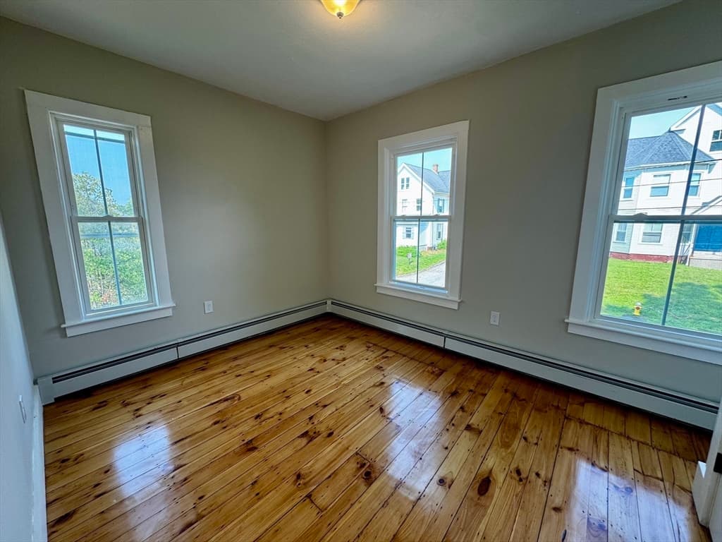 37 Oakes Ave, Southbridge MA 01550 photo 25
