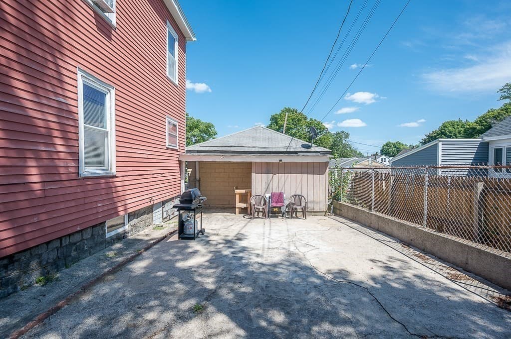 Multi Family at 352 Daniels St, Fitchburg MA 01420, Fitchburg, photo 41 of 42