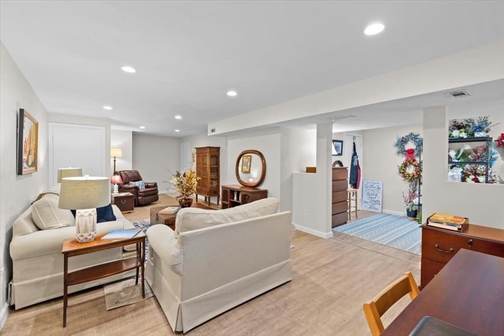 7 Gold Leaf Ln # 7, Mashpee MA 02649 photo 33