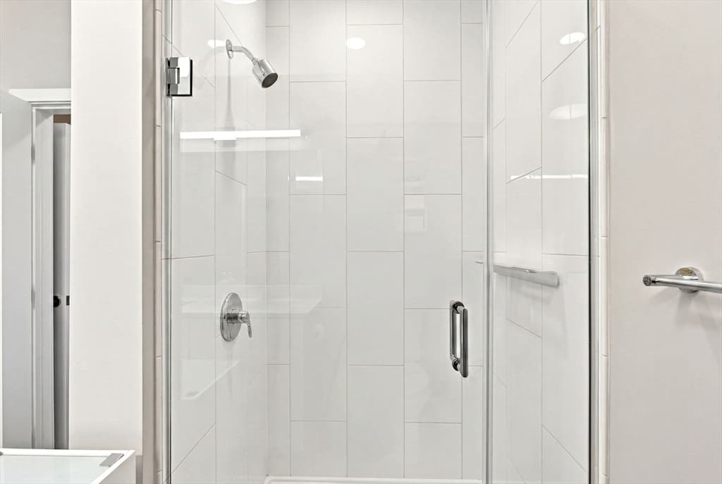 45 Lewis St # 511, Boston MA 02128 photo 11