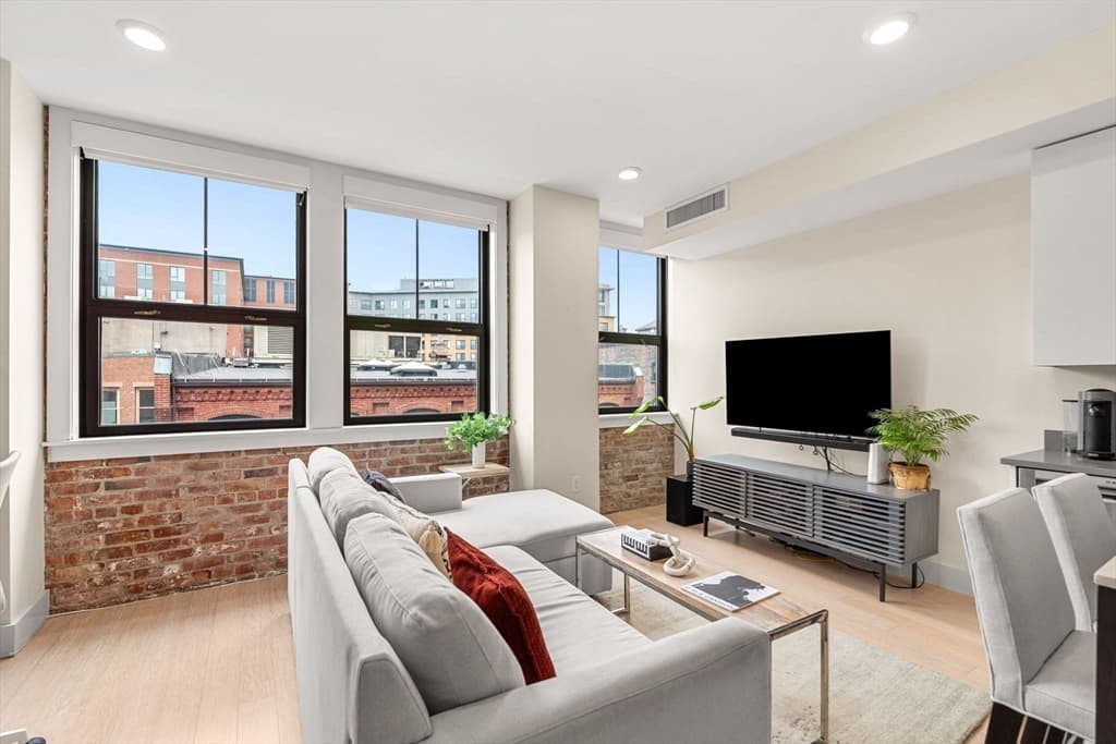 121 Portland St # 609, Boston MA 02114 photo 6