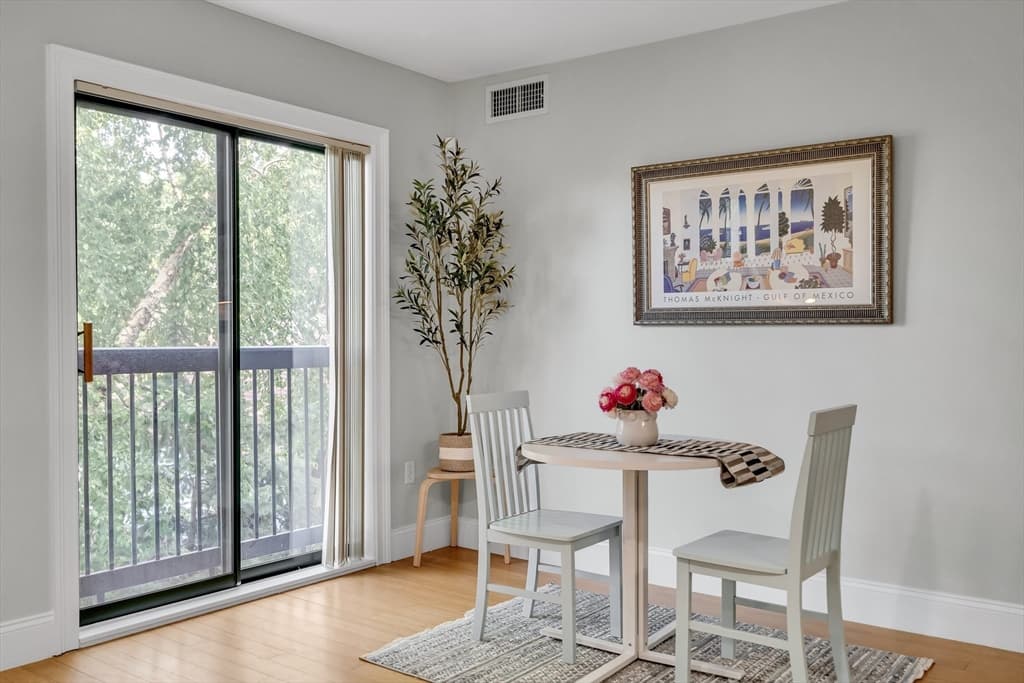 773 Concord Ave # 302, Cambridge MA 02138 photo 5