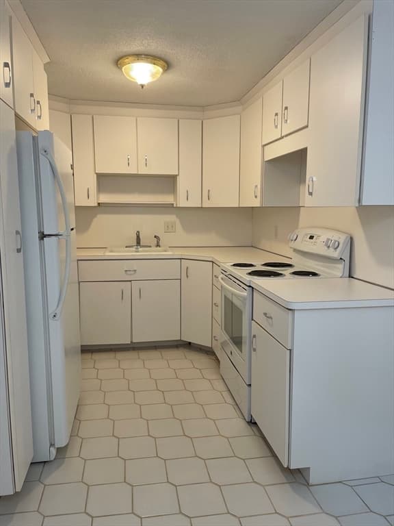 206 Rock St # M5, Norwood MA 02062 photo 3