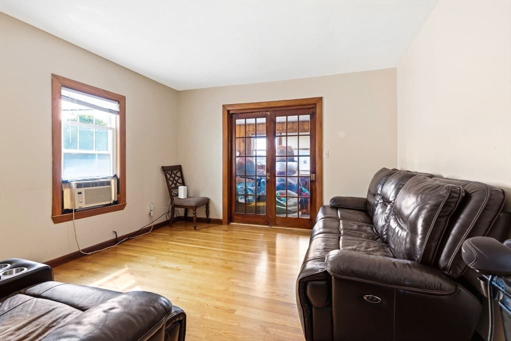 50 Bradford St, Everett MA 02149 photo 17