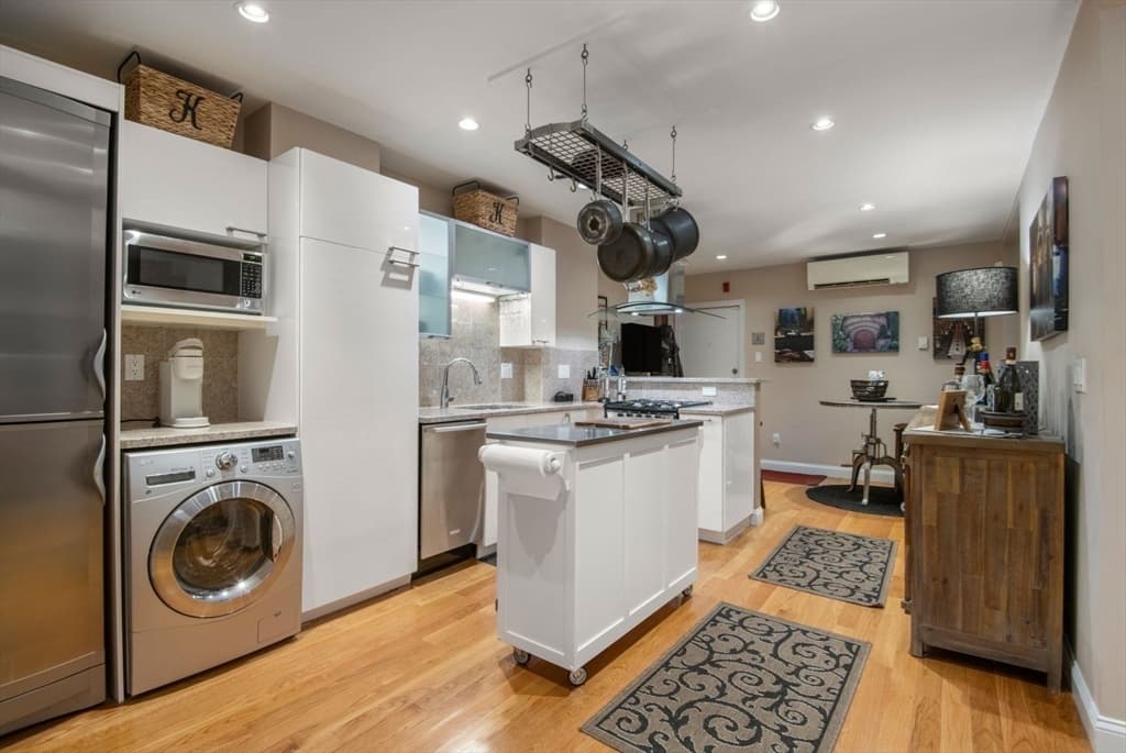 27 Clark Street # 6, Boston MA 02109 photo 3