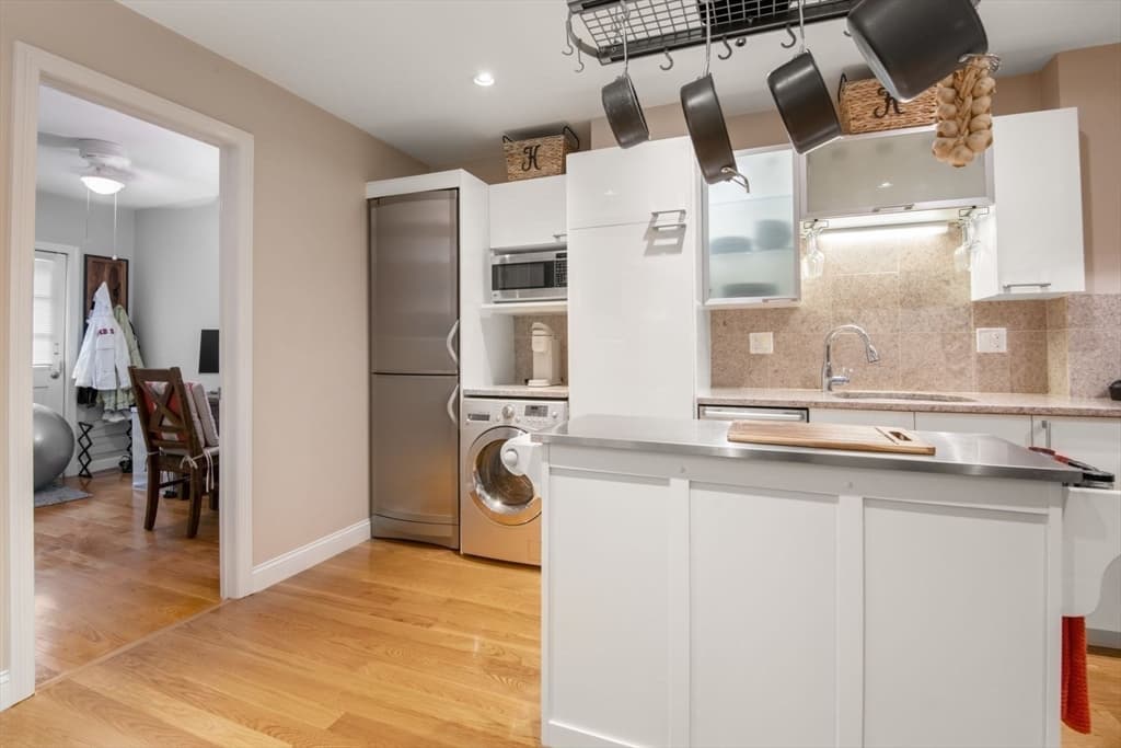 27 Clark Street # 6, Boston MA 02109 photo 9