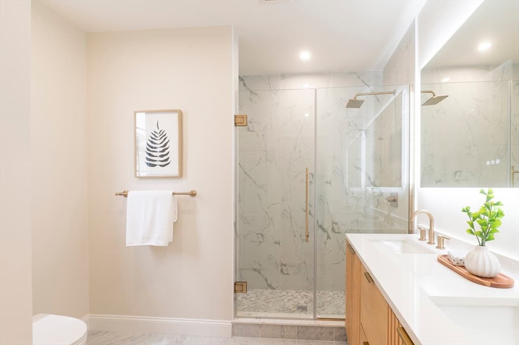 35 Jewett St, Newton MA 02458 photo 10