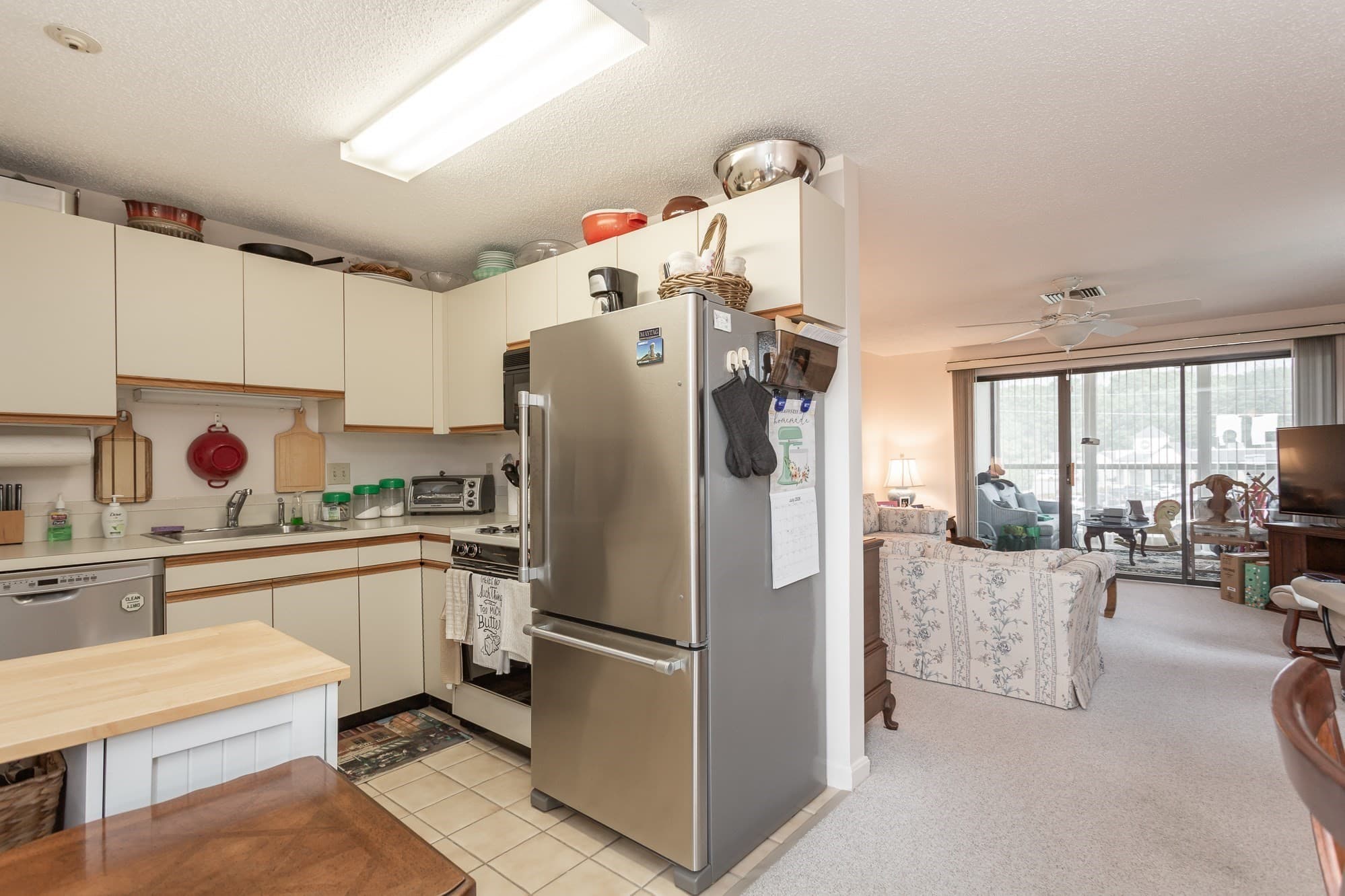 Condominium at 4234 N Main St # 505, Fall River MA 02720, photo 5 of 21