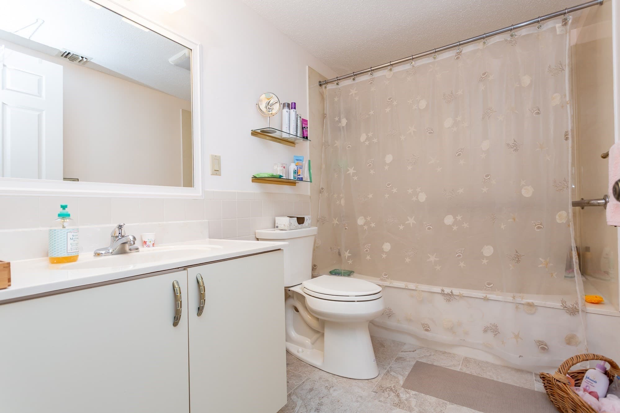 Condominium at 4234 N Main St # 505, Fall River MA 02720, photo 14 of 21