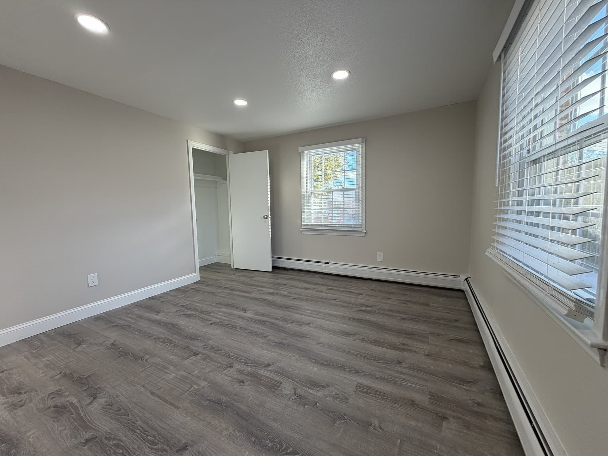 5-9 Family at 90 Ridgewood Lane, Gardner MA 01440, photo 8 of 12
