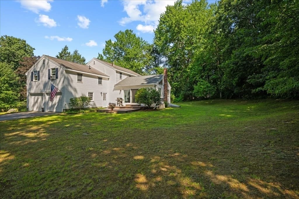 11 Hickory Rd, Southborough MA 01772 photo 3