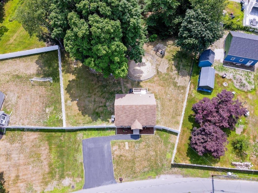103 Fox Ave, Dracut MA 01826 photo 3