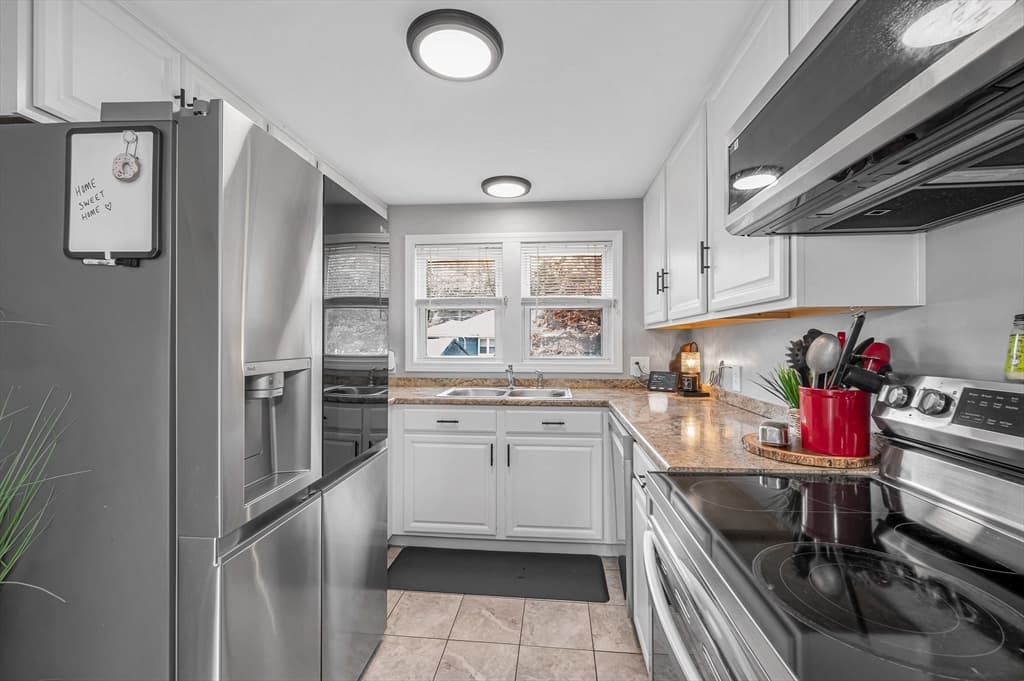 103 Fox Ave, Dracut MA 01826 photo 11
