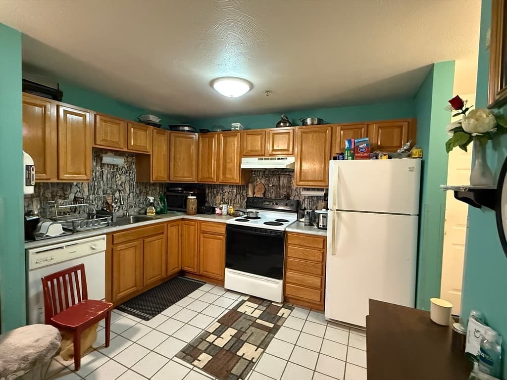 20 Heaths Ct # 401, Lynn MA 01905 photo 11
