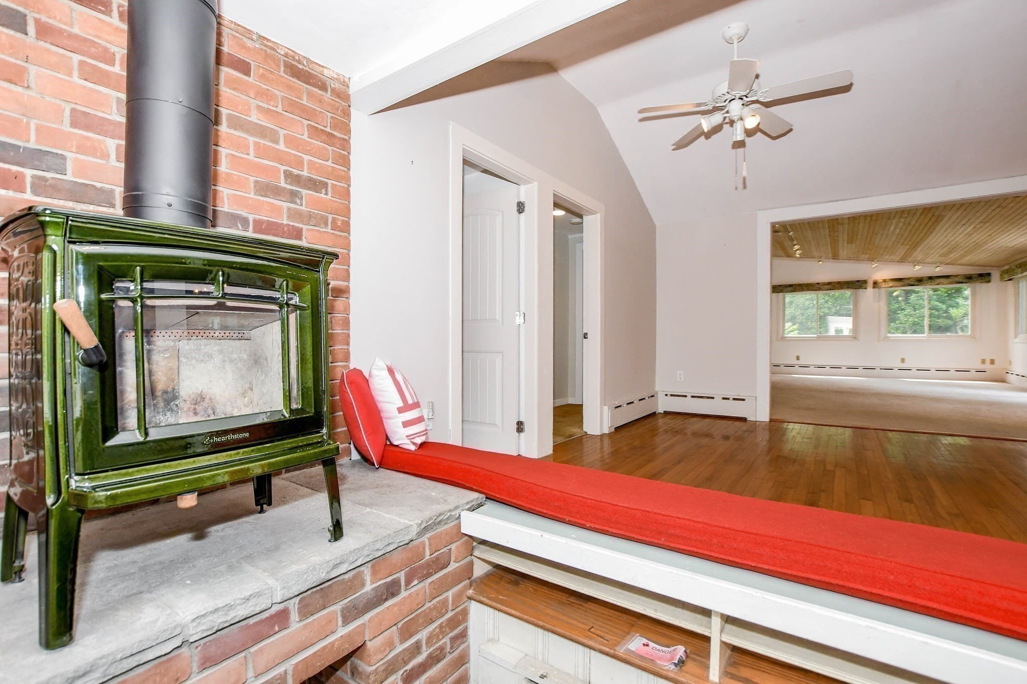 Single Family Residence at 14 Crapo Street, Marion MA 02738, Marion, photo 6 of 39