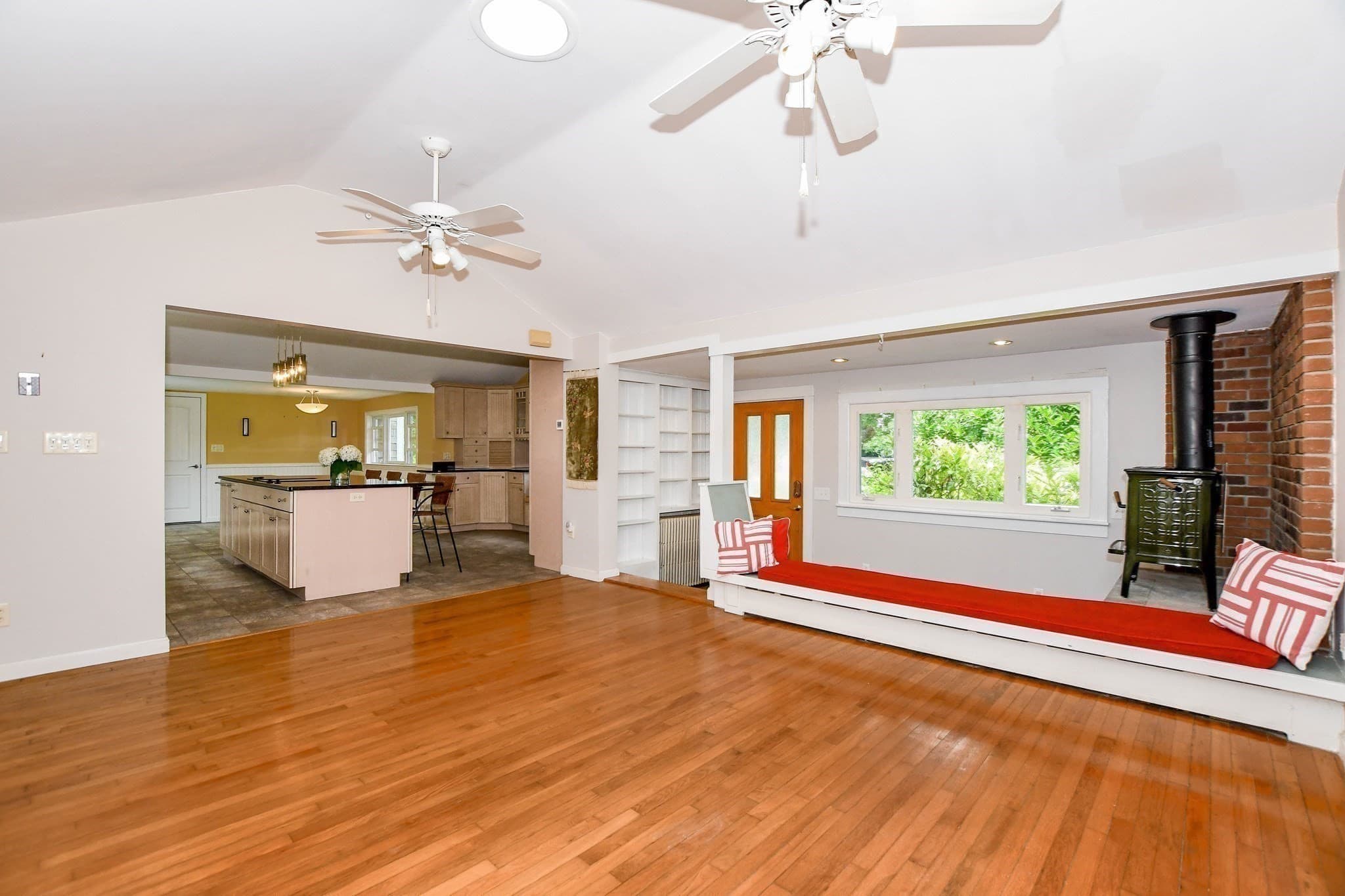 Single Family Residence at 14 Crapo Street, Marion MA 02738, Marion, photo 10 of 39