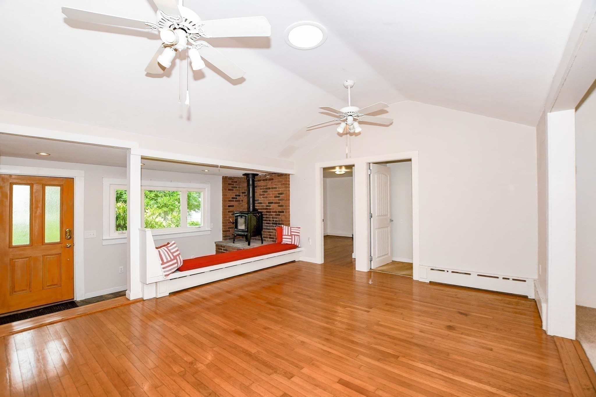 Single Family Residence at 14 Crapo Street, Marion MA 02738, Marion, photo 8 of 39