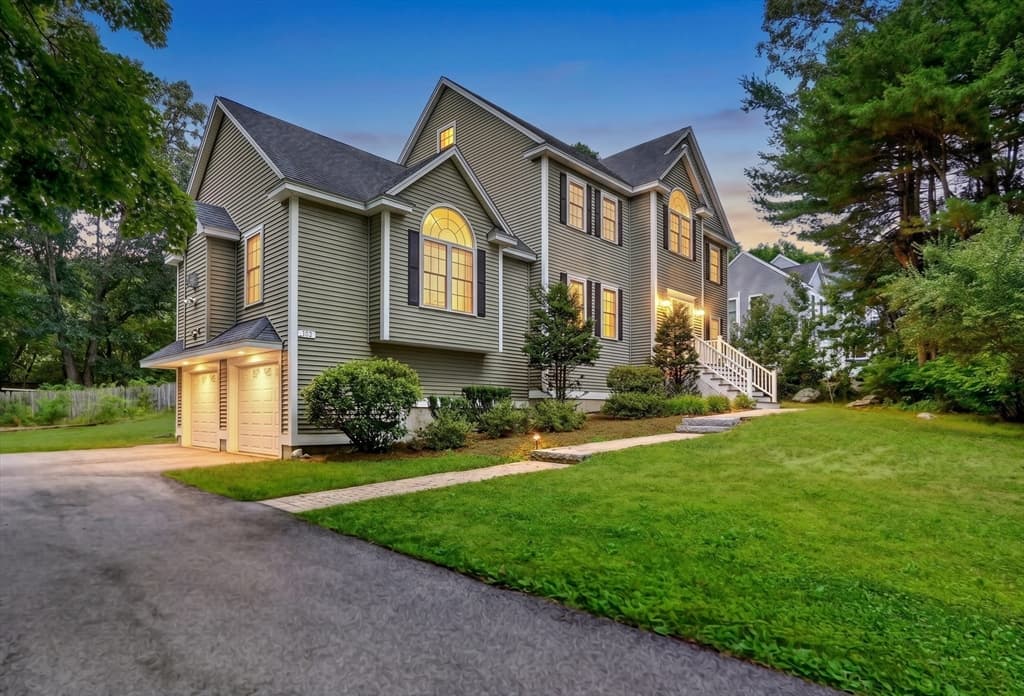 245 High St, Acton MA 01720