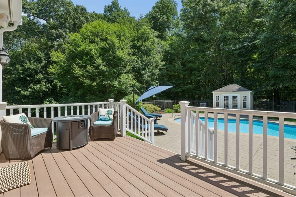 10 Burnett Road, Southborough MA 01772 photo 38