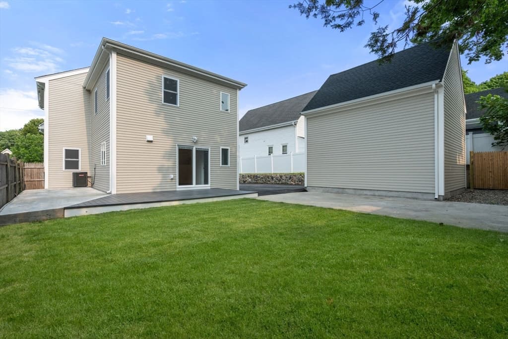 24 N Byron Ave, Brockton MA 02301 photo 2