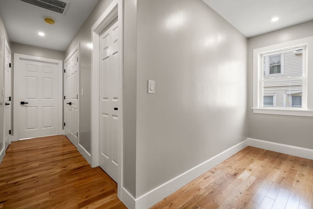 24 N Byron Ave, Brockton MA 02301 photo 17
