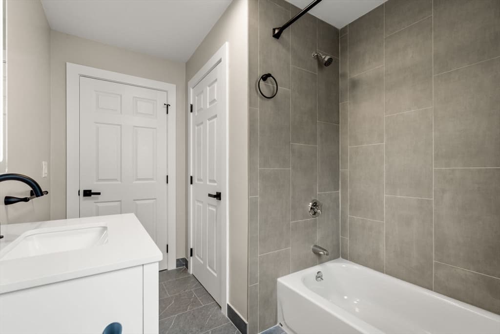 24 N Byron Ave, Brockton MA 02301 photo 25