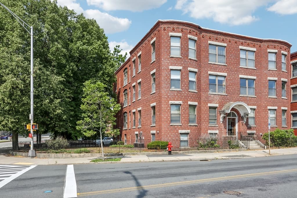 550 Main # 5, Malden MA 02148 photo 3