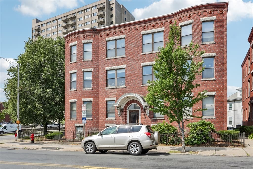 550 Main # 5, Malden MA 02148