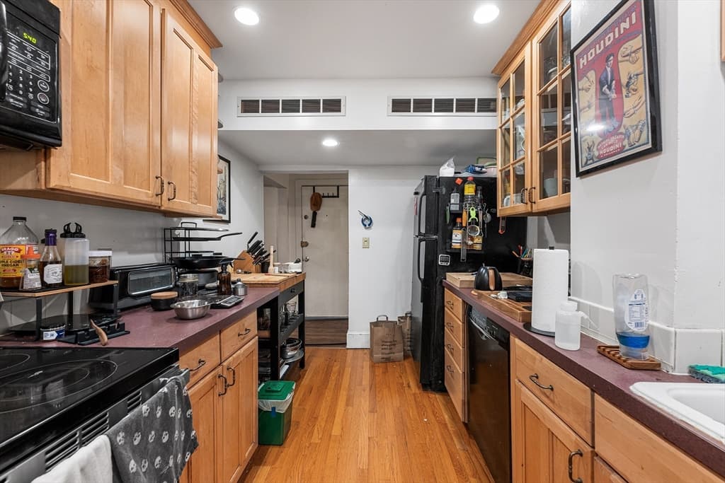 1834 Beacon St # B1, Brookline MA 02445 photo 3