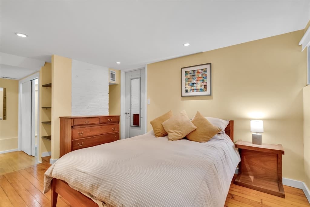 102 River St # 2, Cambridge MA 02139 photo 13