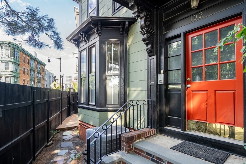 102 River St # 2, Cambridge MA 02139 photo 17