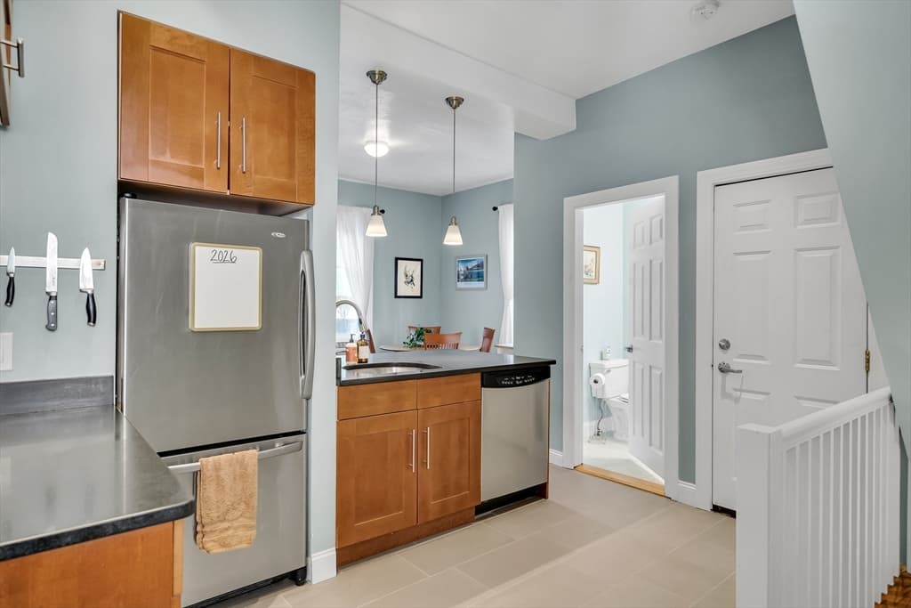 102 River St # 2, Cambridge MA 02139 photo 11