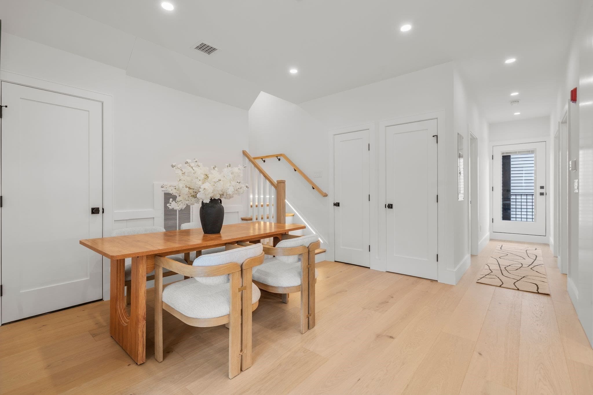 Condominium at 136 West 8th # 3, Boston MA 02127, Boston, photo 8 of 30