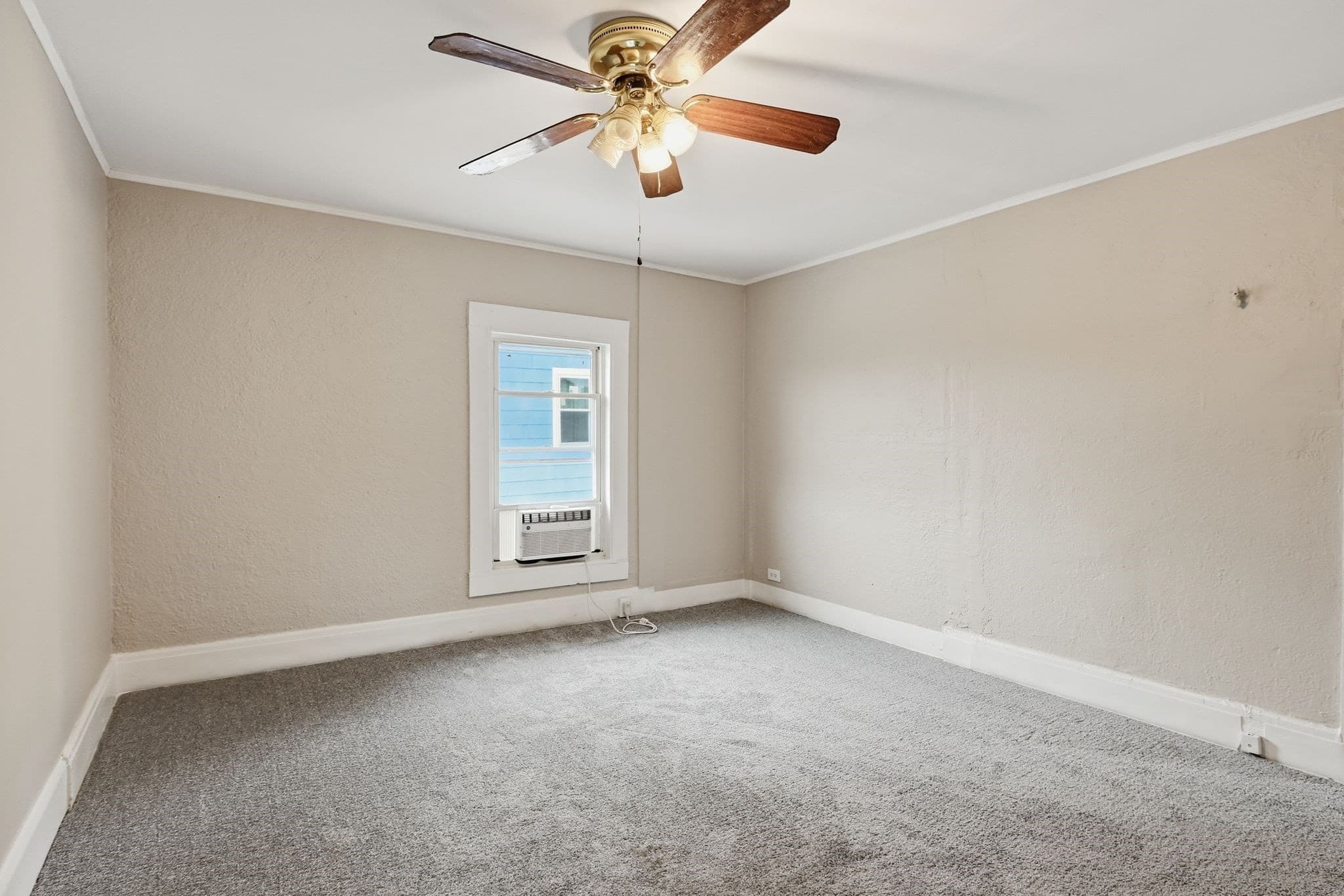 Single Family Residence at 52 Lebanon St, Springfield MA 01109, Springfield, photo 22 of 42