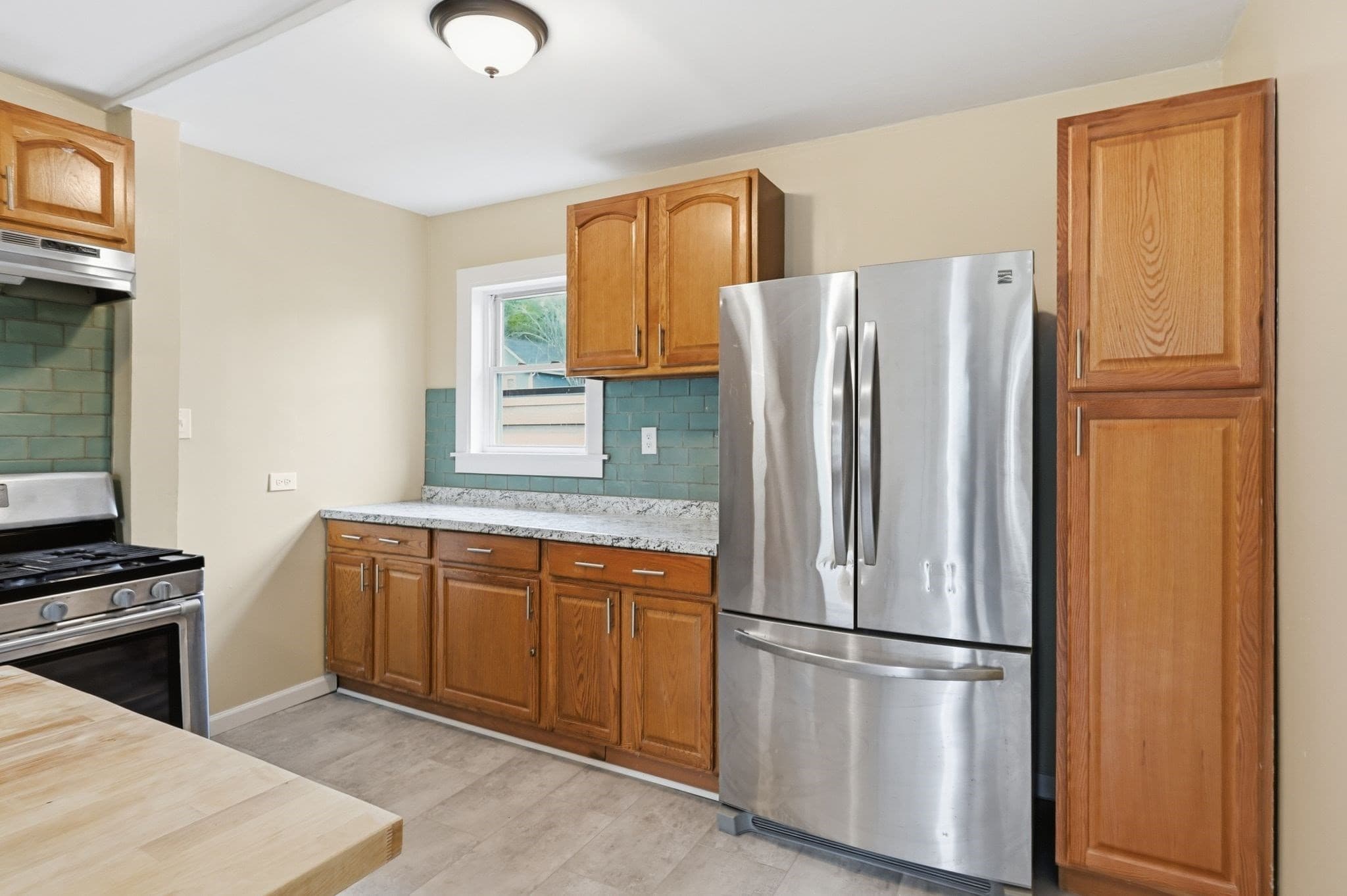 Single Family Residence at 52 Lebanon St, Springfield MA 01109, Springfield, photo 15 of 42